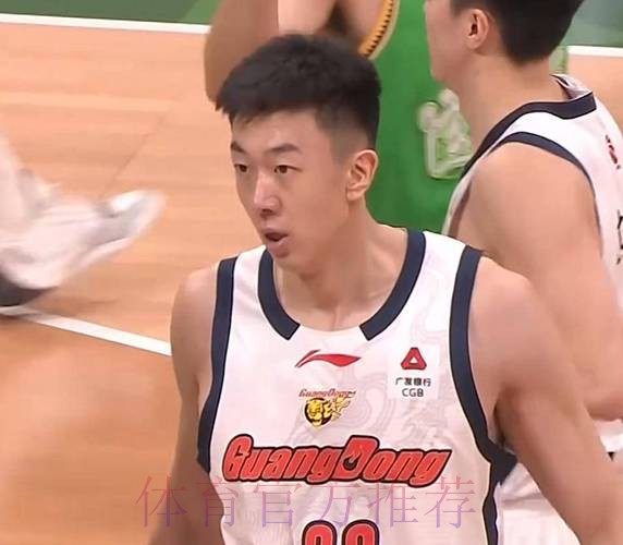 广东30分大胜辽篮！徐杰破纪录，三外援合砍71分，胡明轩仅得3分